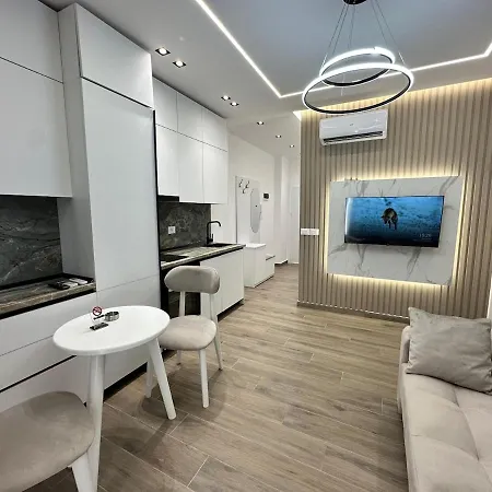 Apartment Seaside Escape 4 *