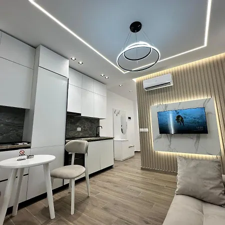 Seaside Escape 4 Apartment